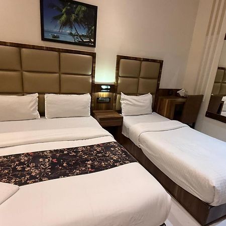 M E R I T O N Hotel T-2 Bombay Extérieur photo